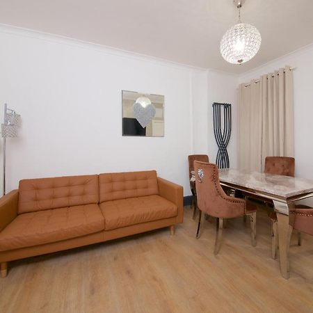 Ideal Abode Abbots 4 En-Suite Τσέστερ Εξωτερικό φωτογραφία