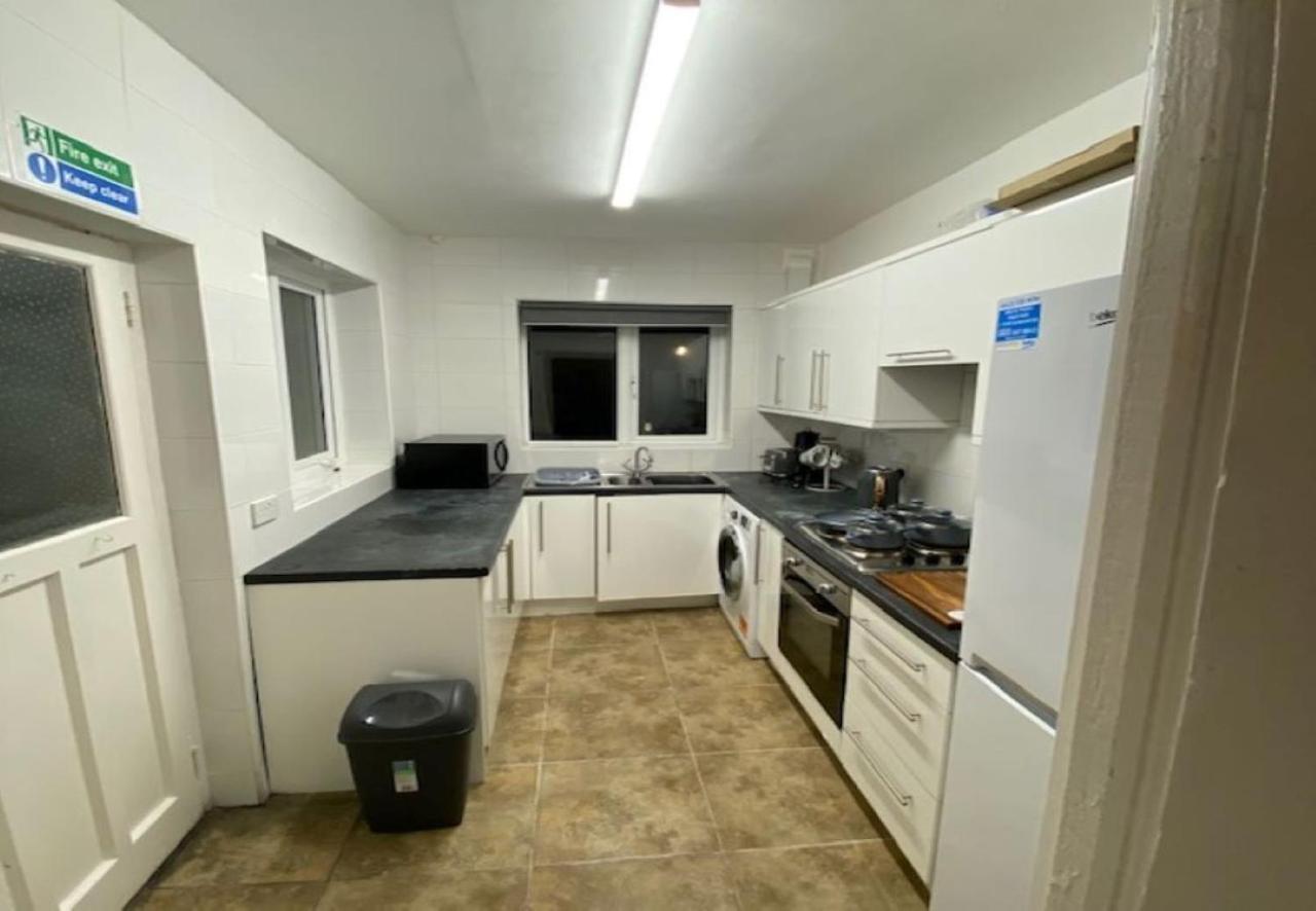 Ideal Abode Abbots 4 En-Suite Τσέστερ Εξωτερικό φωτογραφία